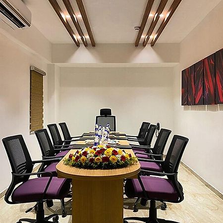 Park Residency Kodungallur Thrissur Exteriör bild